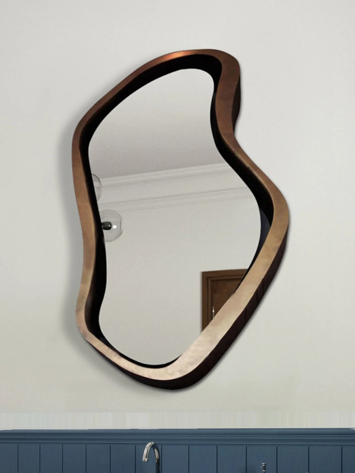 Nordic Minimalism Style Wall-Hanging Mirror Home Decoration Bathroom Makeup Mirror Creative Irregular Shape LED Light Hd Mirror